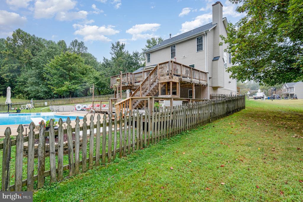 14 FALLING WATER COURT