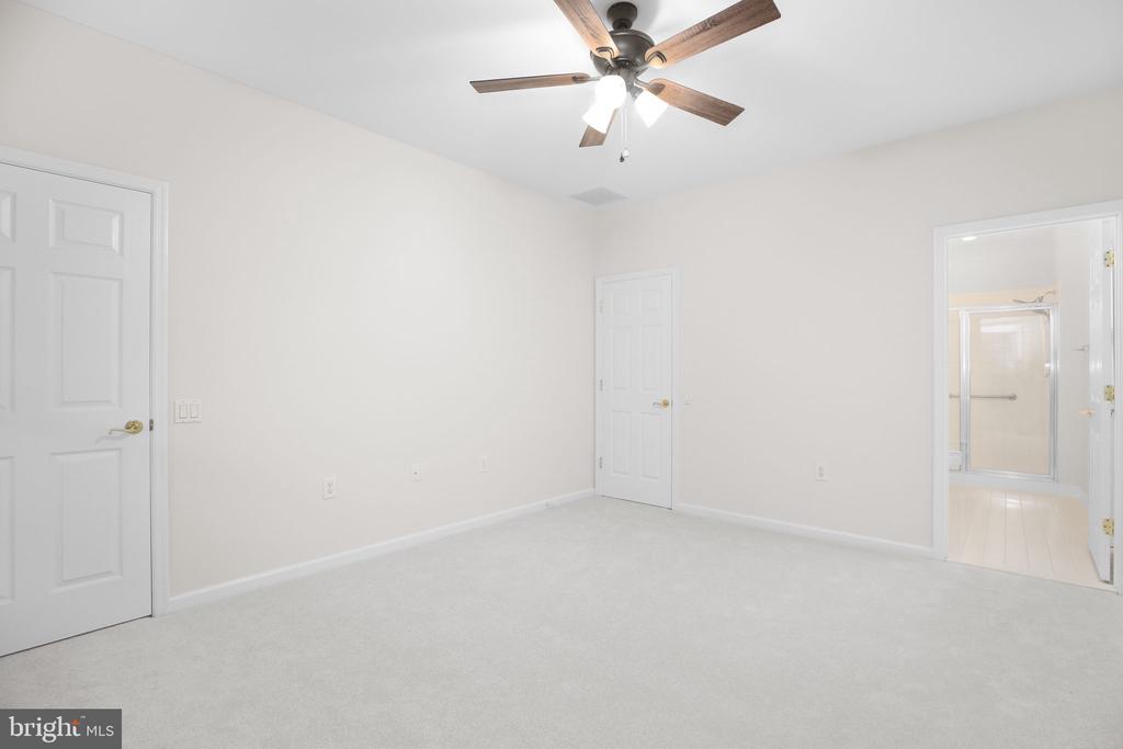 5 BLUEFIELD LANE