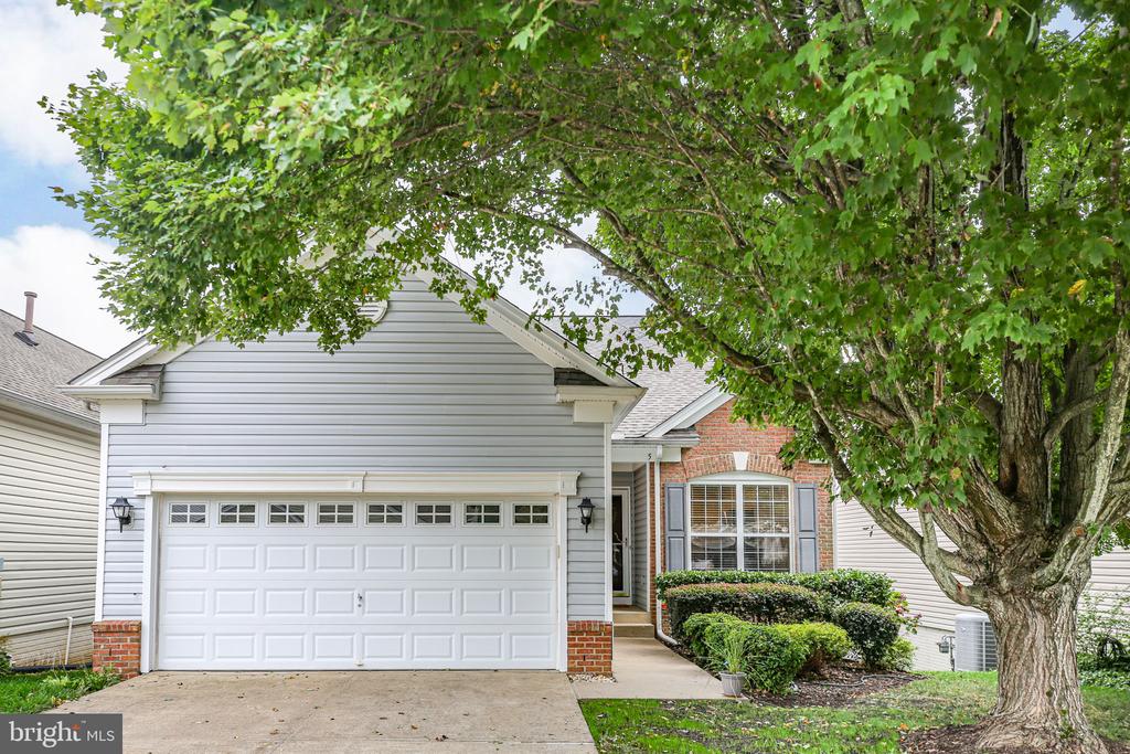 5 BLUEFIELD LANE