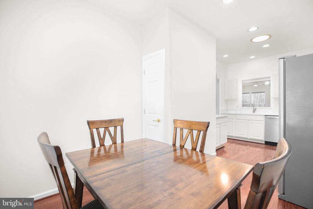 5 BLUEFIELD LANE