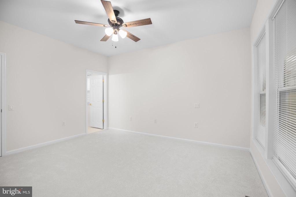 5 BLUEFIELD LANE