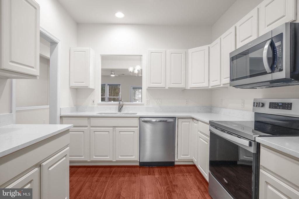 5 BLUEFIELD LANE