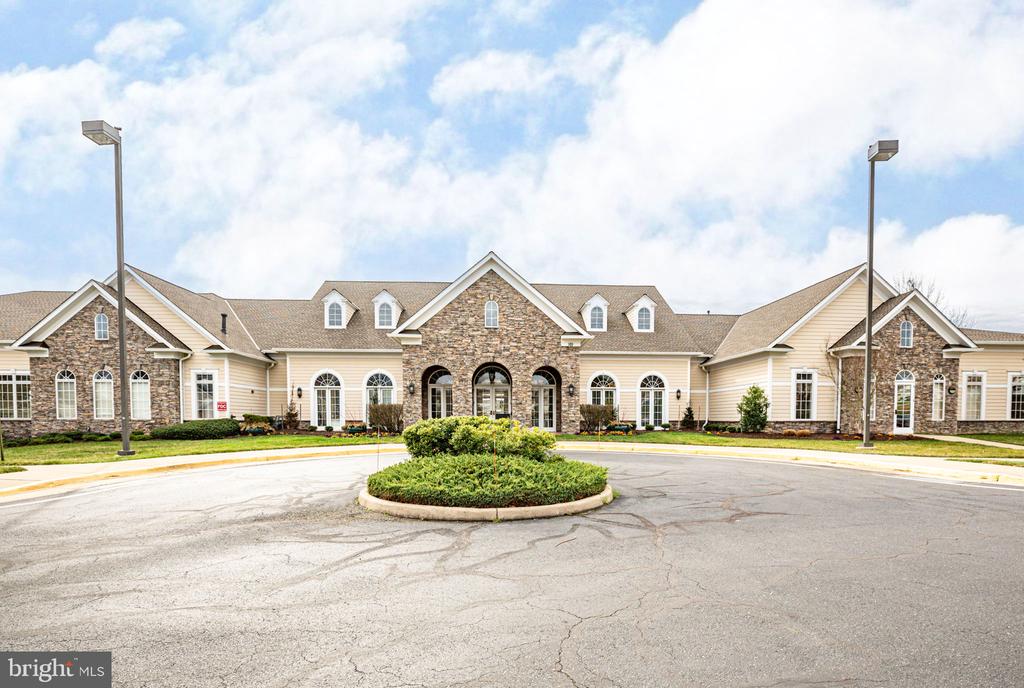 5 BLUEFIELD LANE
