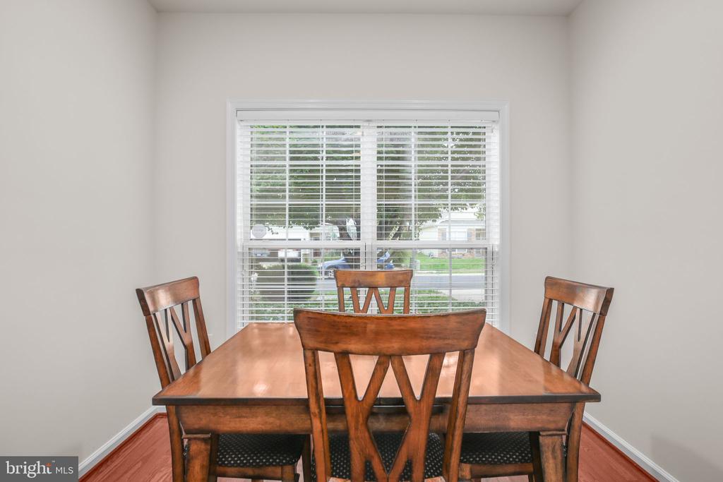 5 BLUEFIELD LANE