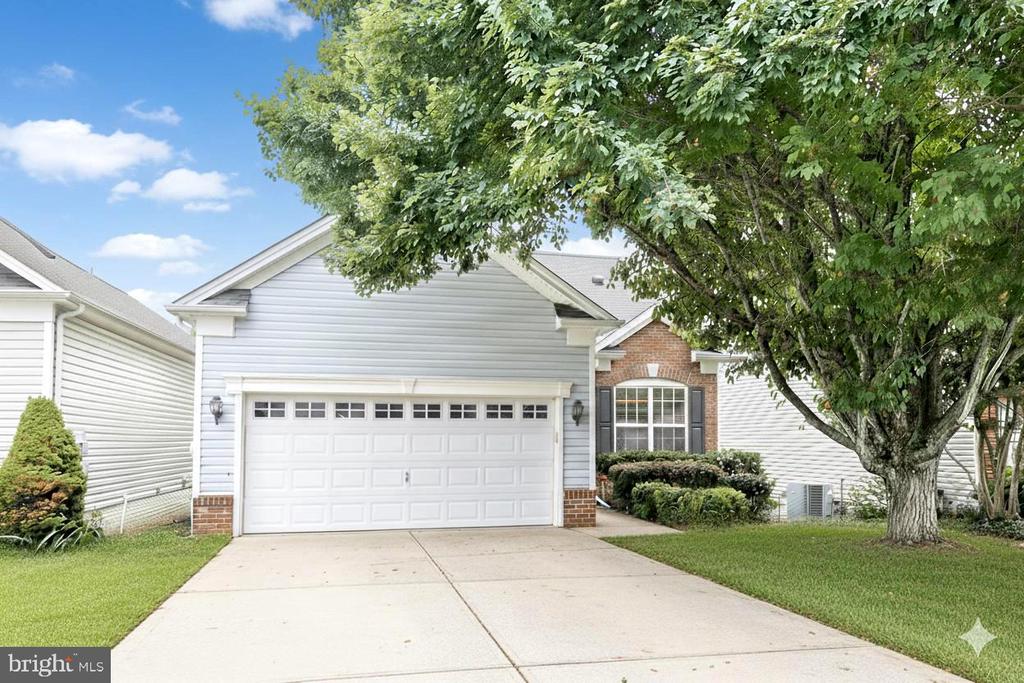 5 BLUEFIELD LANE