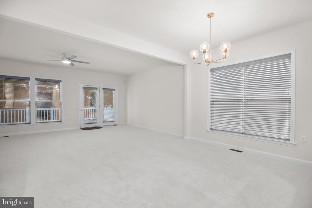 5 BLUEFIELD LANE