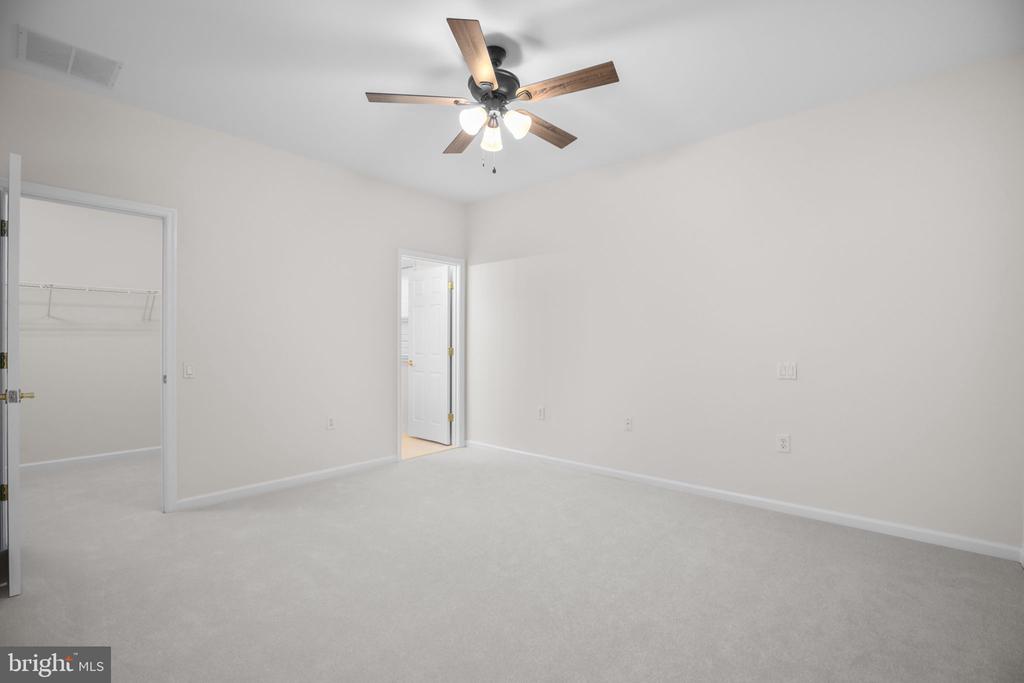 5 BLUEFIELD LANE
