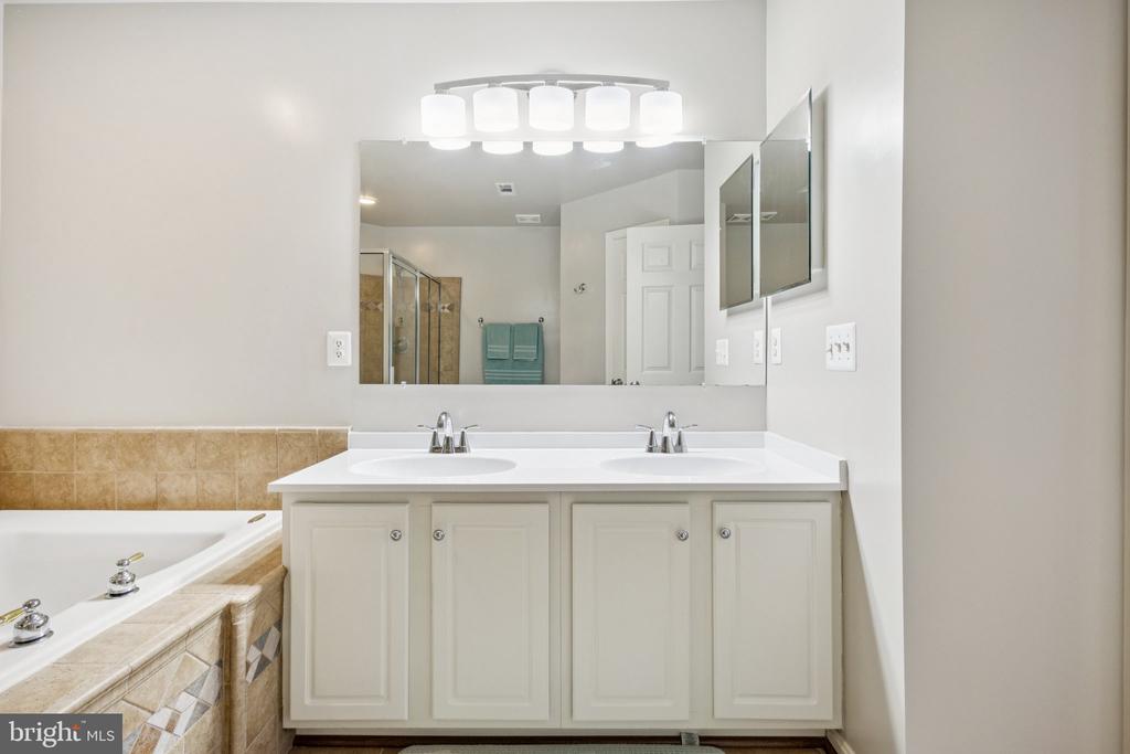 101 WATERS LANDING