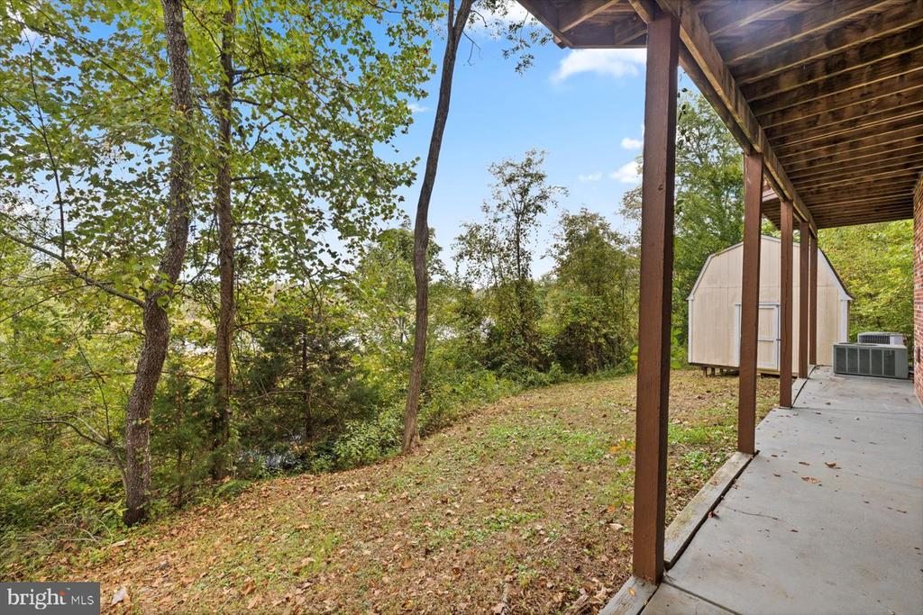 2161 AQUIA DRIVE