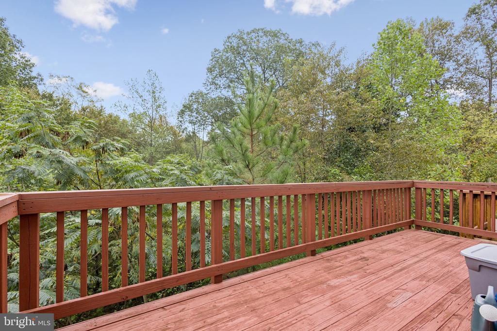 202 HEMLOCK DRIVE