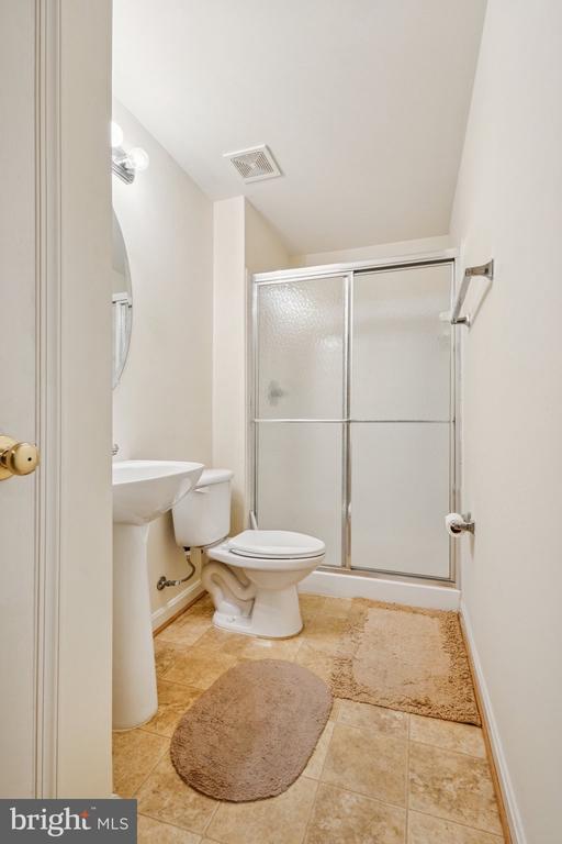 202 HEMLOCK DRIVE