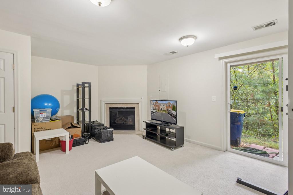 202 HEMLOCK DRIVE