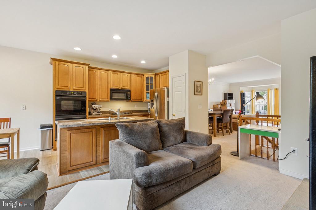 202 HEMLOCK DRIVE