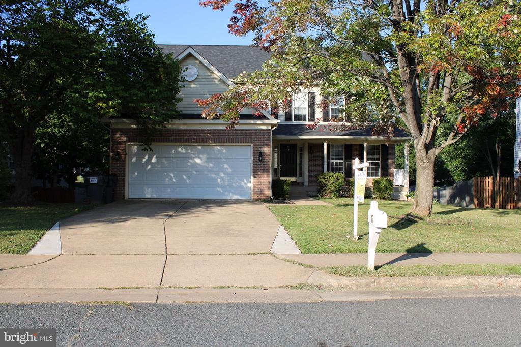 17 STONERIDGE COURT