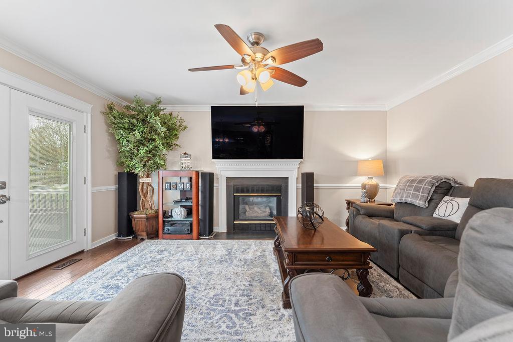 41 DAWSON DRIVE