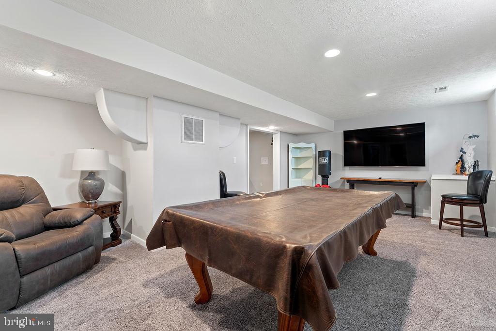 41 DAWSON DRIVE
