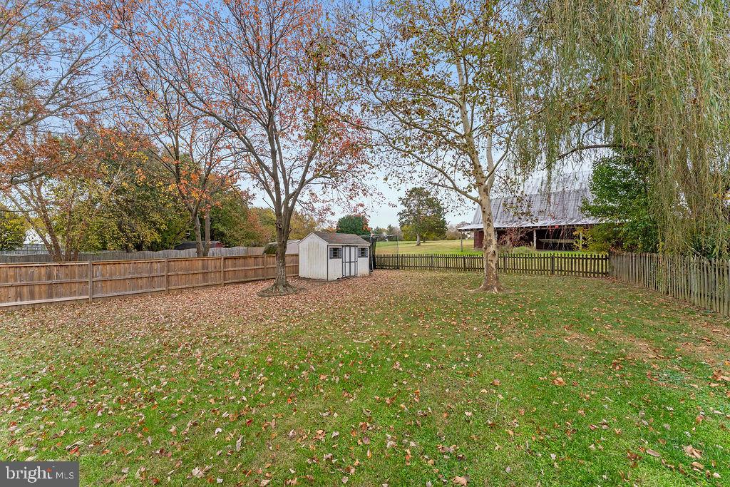 41 DAWSON DRIVE