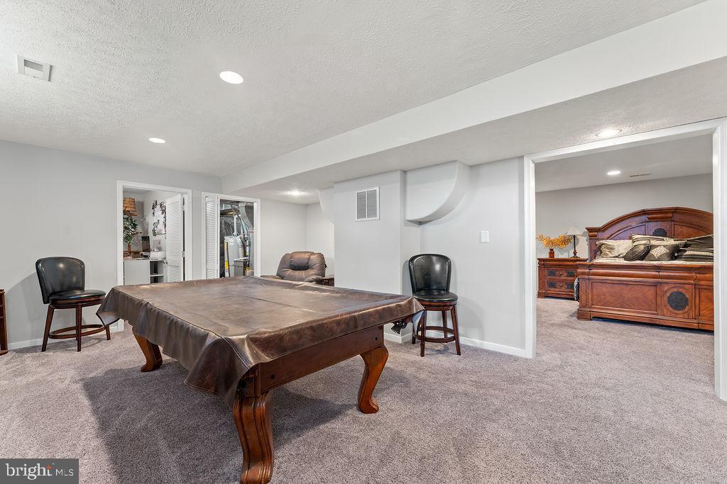 41 DAWSON DRIVE