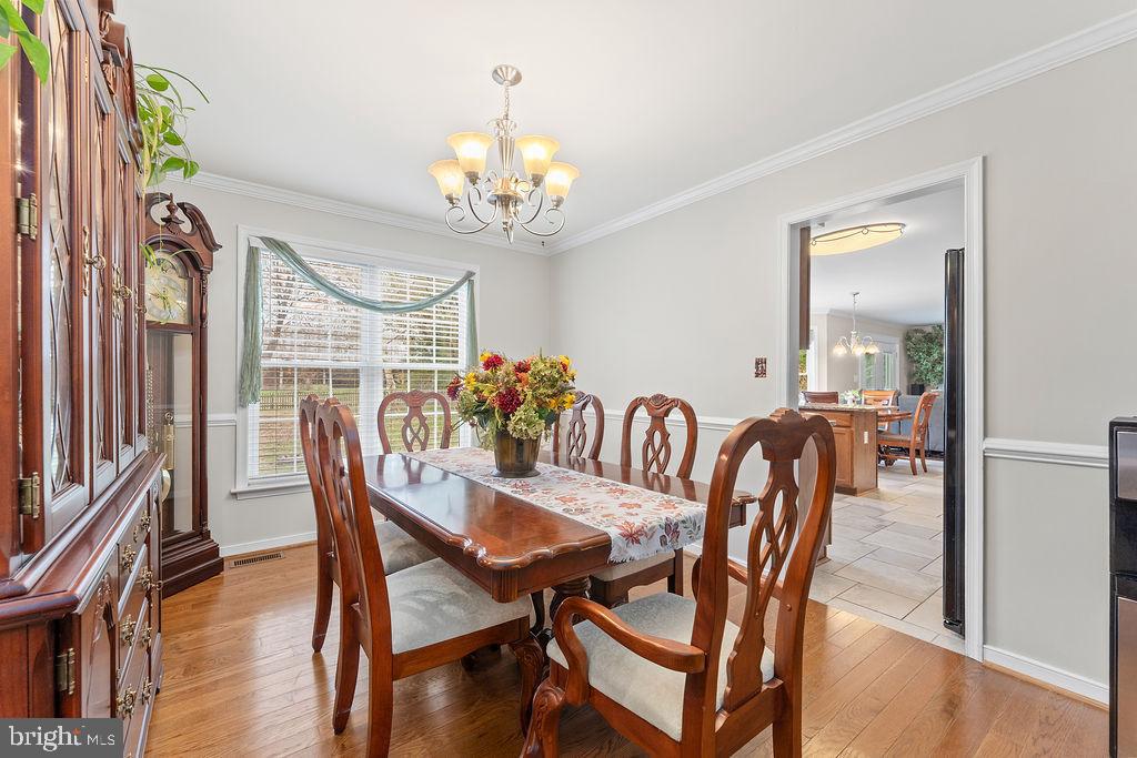 41 DAWSON DRIVE