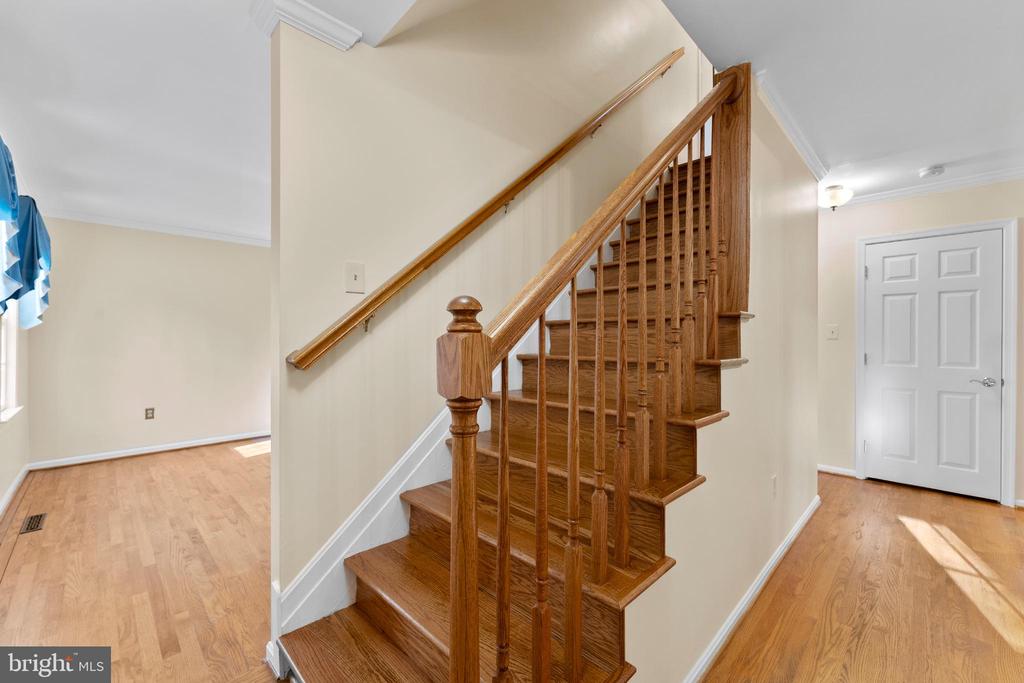 213 SLEEPY HOLLOW TRL