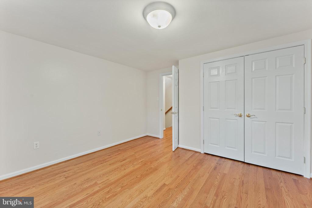 213 SLEEPY HOLLOW TRL