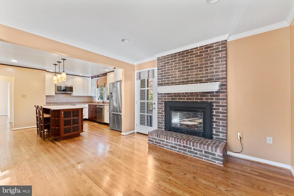 213 SLEEPY HOLLOW TRL