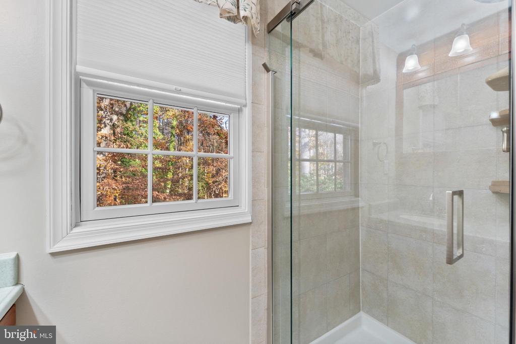 213 SLEEPY HOLLOW TRL