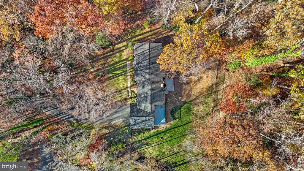 213 SLEEPY HOLLOW TRL