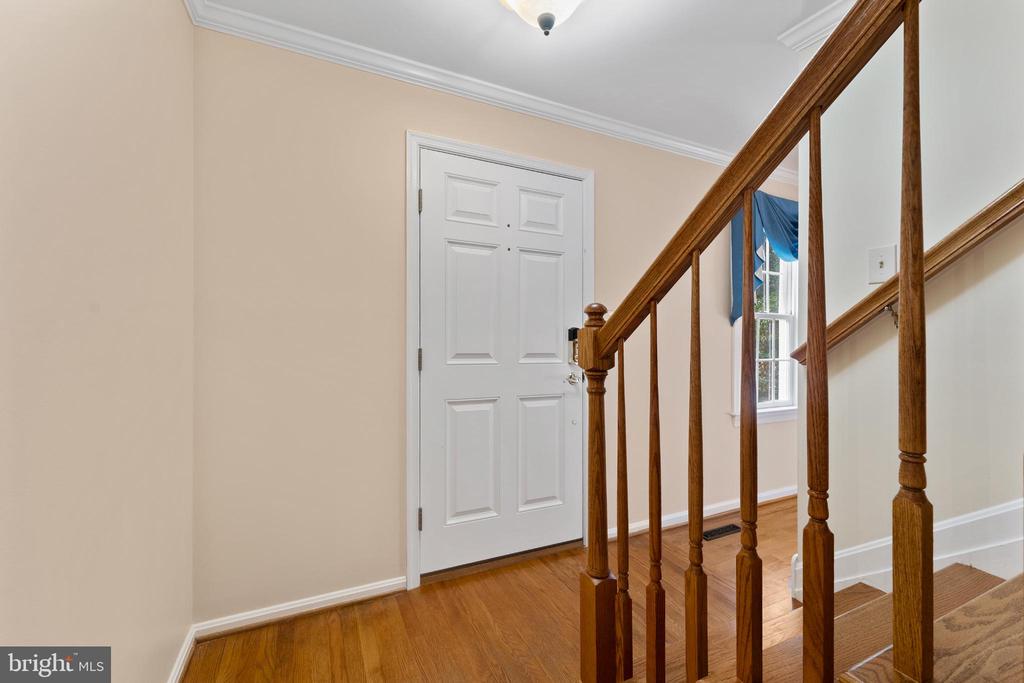 213 SLEEPY HOLLOW TRL