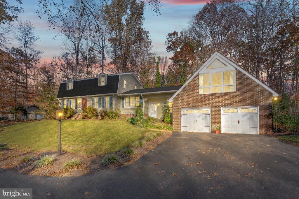 213 SLEEPY HOLLOW TRL