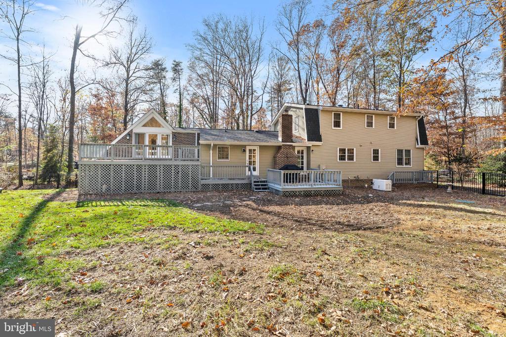 213 SLEEPY HOLLOW TRL