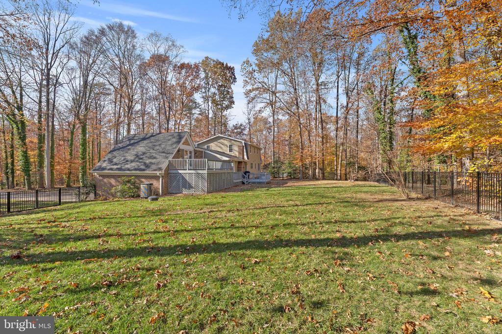 213 SLEEPY HOLLOW TRL