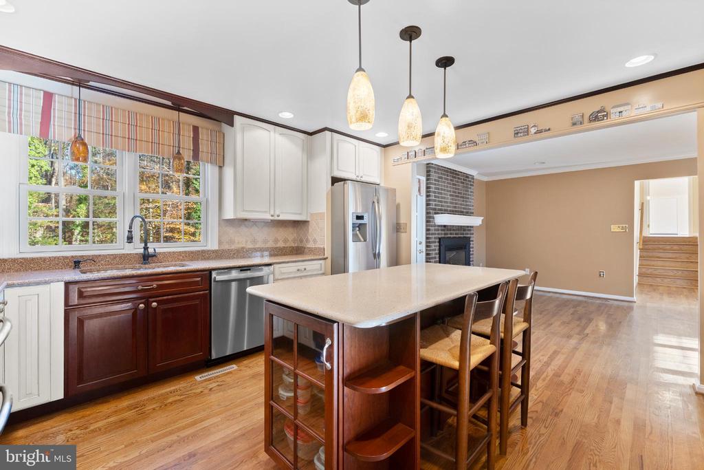 213 SLEEPY HOLLOW TRL