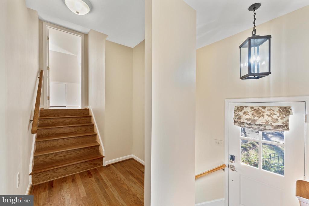 213 SLEEPY HOLLOW TRL