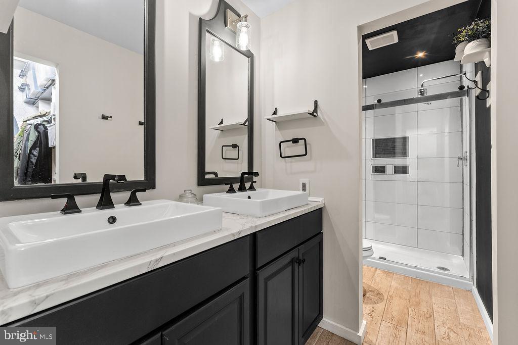 148 OAKWOOD DRIVE