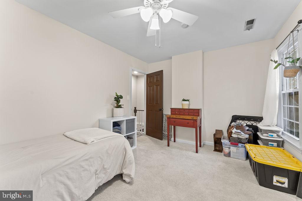 148 OAKWOOD DRIVE