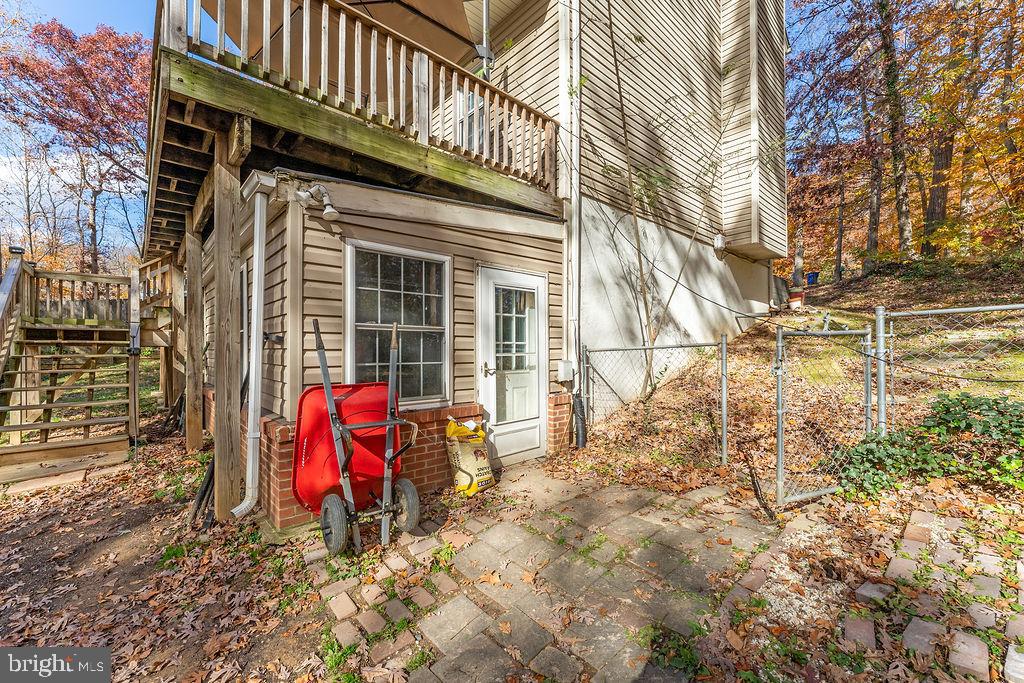 148 OAKWOOD DRIVE
