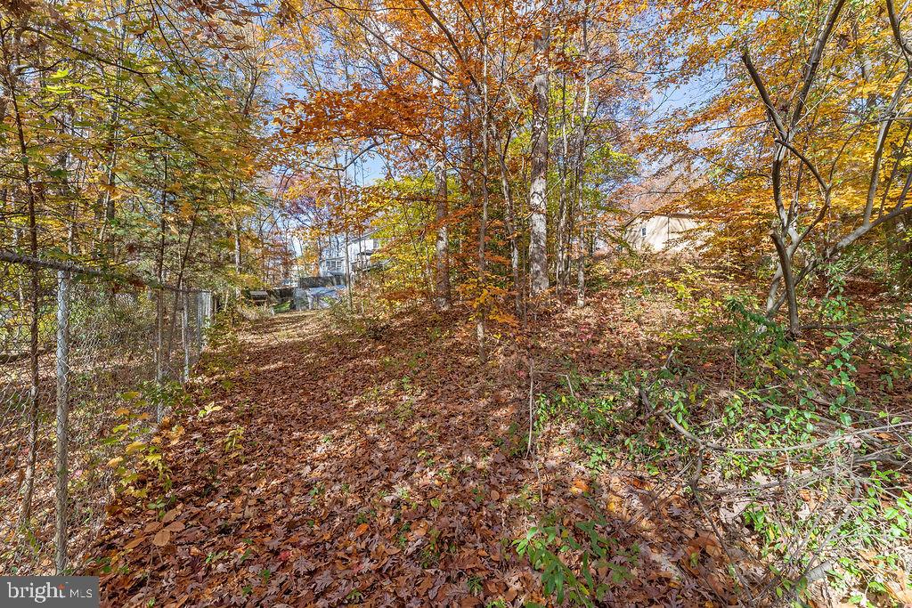 148 OAKWOOD DRIVE