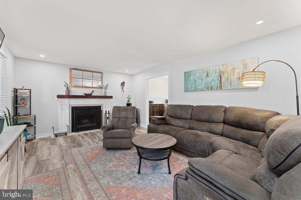 148 OAKWOOD DRIVE