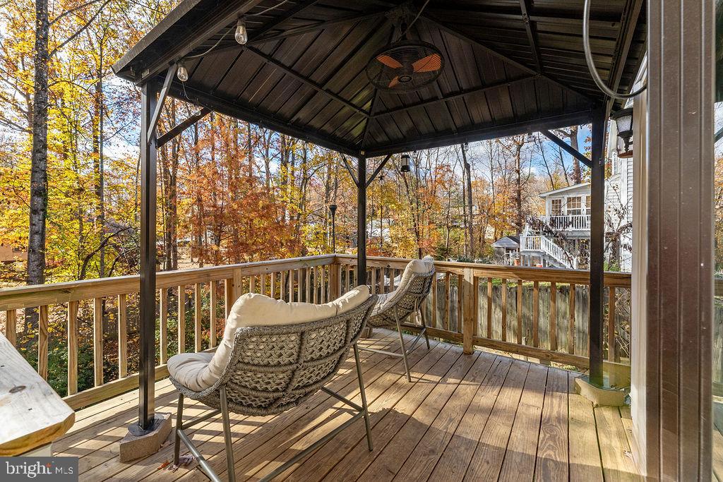 148 OAKWOOD DRIVE