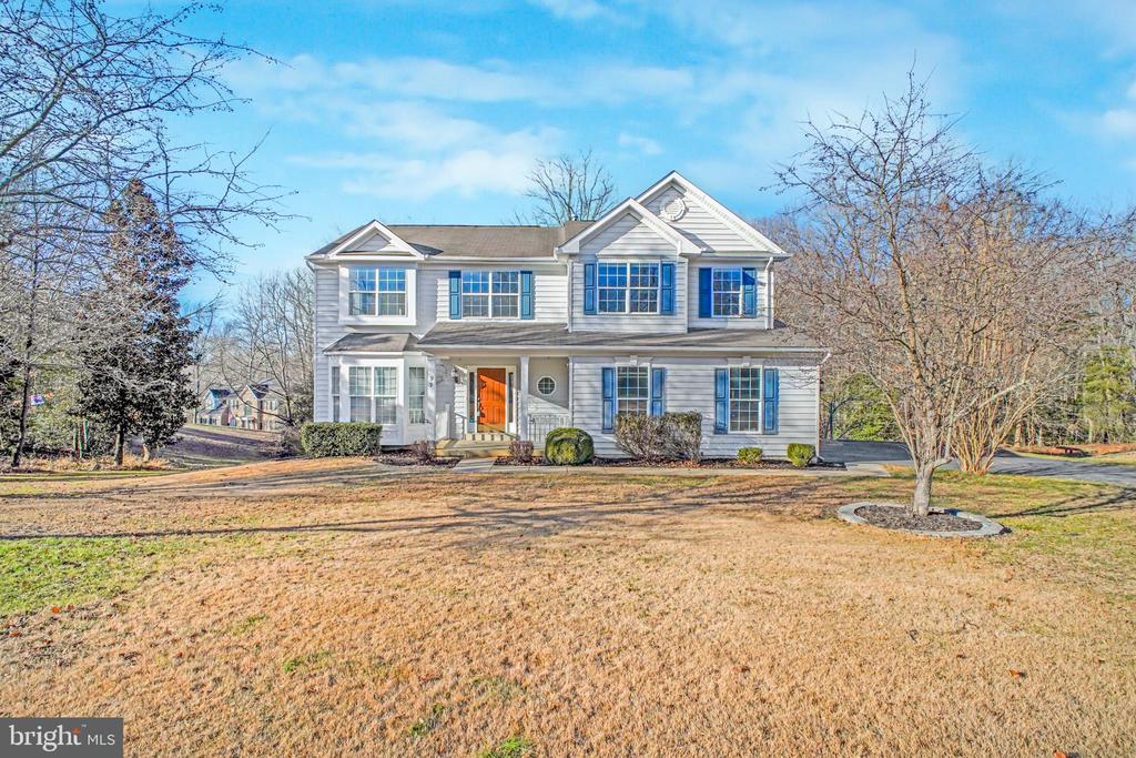 99 CRESTWOOD LANE