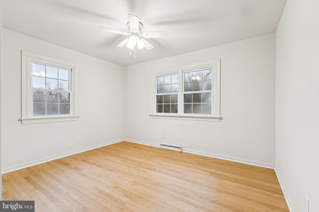28 RIDGEMORE CIRCLE