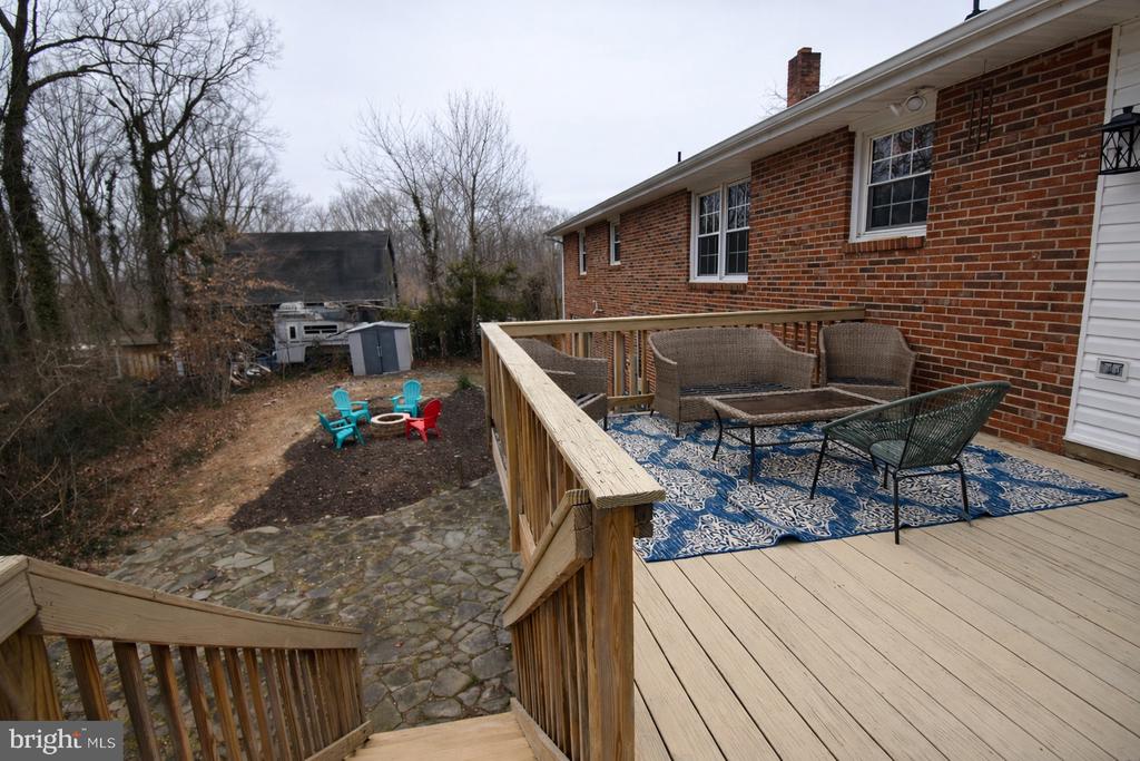 28 RIDGEMORE CIRCLE