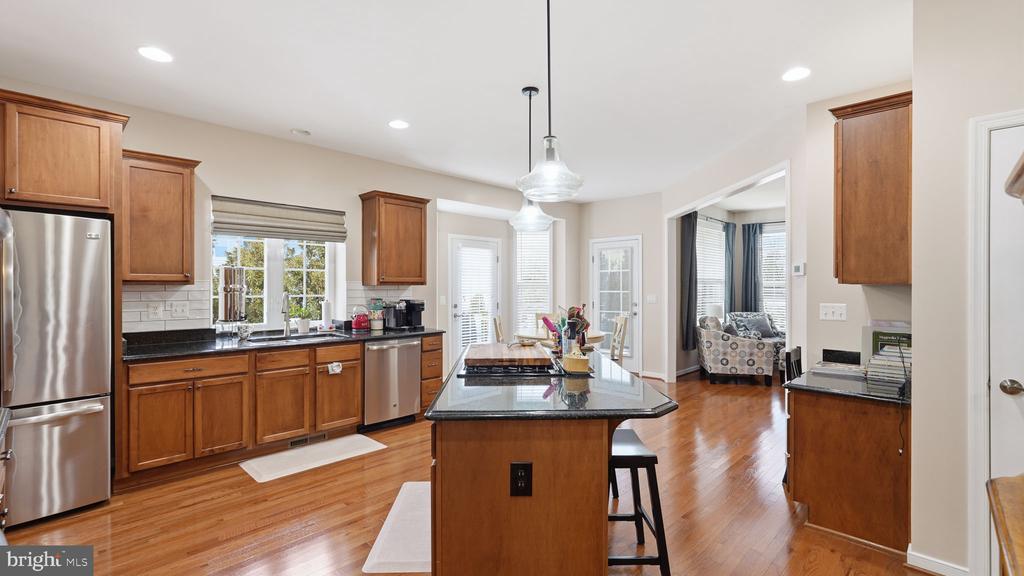42 PALISADES DRIVE