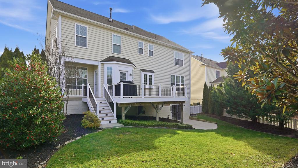 42 PALISADES DRIVE