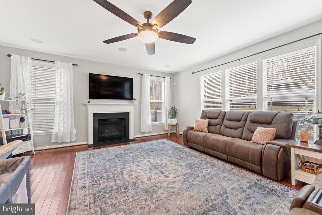 22 IRIS LANE