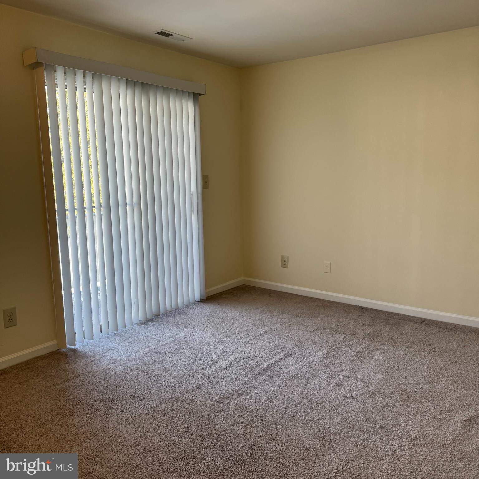 41 SMOKEWOOD COURT 41201