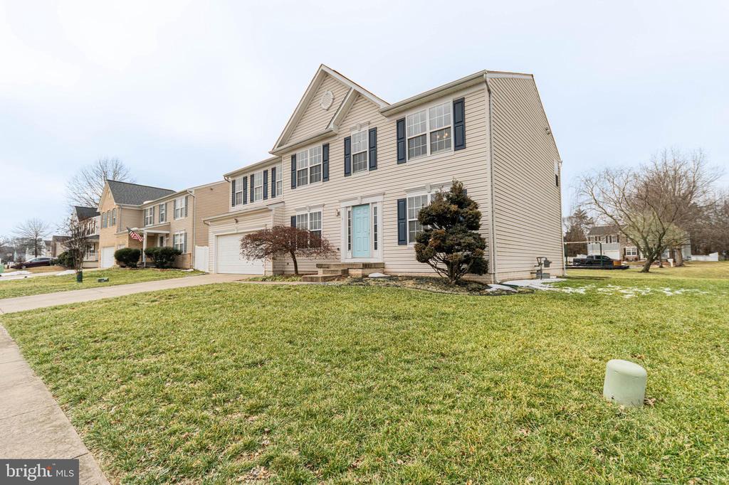 6 MINTWOOD DRIVE
