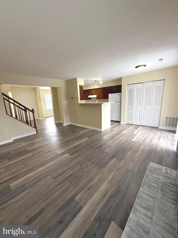 409 WIND RIDGE DRIVE