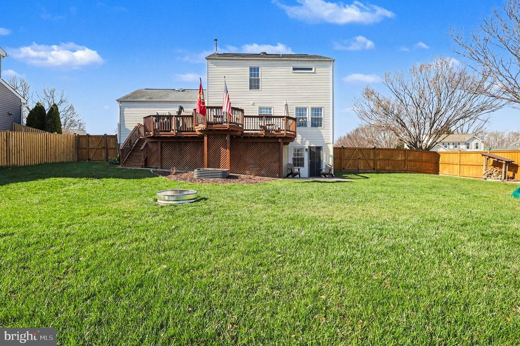 1 CROSSWOOD PLACE